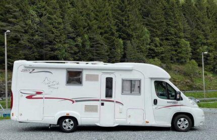 Rapido 7097F | manuelle | 2008 | 4 places | 130 CH | 88 000 km ( certifié ) /  Prix : 18000€