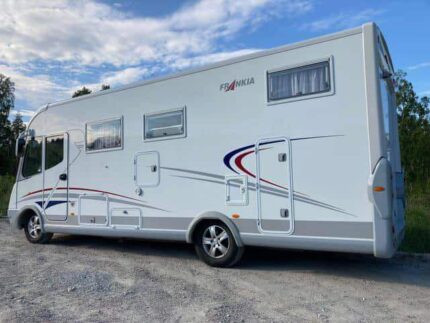 Frankia I 740 GD 3.0 | 2008 | manuelle | diesel | 76000 KM | 3.0 160 Ch | 5 places / Prix : 20000€