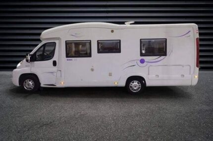 Challenger EDEN 616 | 4 places | 4 couches | 2008 | manuelle | 130 CH / Prix : 14000€