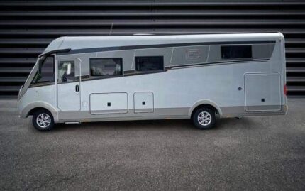 Carthago s-plus I 64 XL QB | 2023 | 300 KM | 207 CH | automatique | diesel | 4 places | 4 couchages / Prix : 403.600€