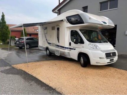 Fiât Mc louis M 700 / Diesel 6 / 2012 cilindro 2300 / 130 Ch / Prix :  18000€