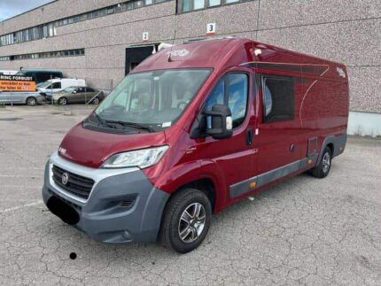 FIAT 2.3 131 CH  ROAD CAR - NAVI - Rcam  - HANGAR - 4 places - 4 couchages /  Prix : 17500€