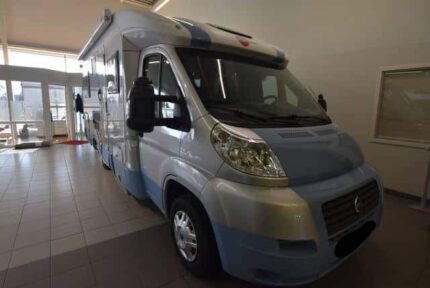 FAIT 2.3 131 CH Bürstner Solano , année 2007 , boîte manuelle , diesel , 59000 km certifié , 59700 km certifié , 4 places , 4 couches , permis B  / Prix : 14500€