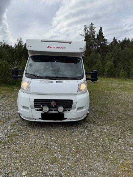 CAMPING-CAR DETHLEFFS T6700 2011 - 4 PLACES