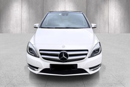 MERCEDES B200 CDI Automático | 2013 | 112.000 km | Equipamiento completo + Webasto + Techo panorámico*