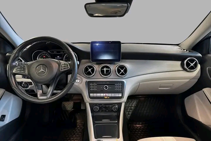 1787074348321