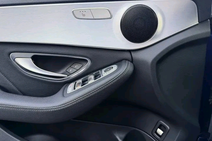 1787473704474
